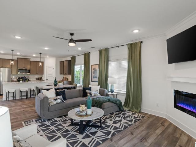 214 Lakemont Court