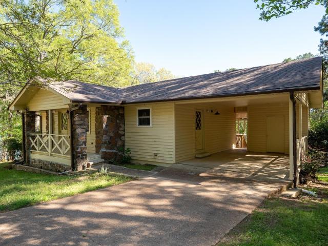 214 Lakeside Drive
