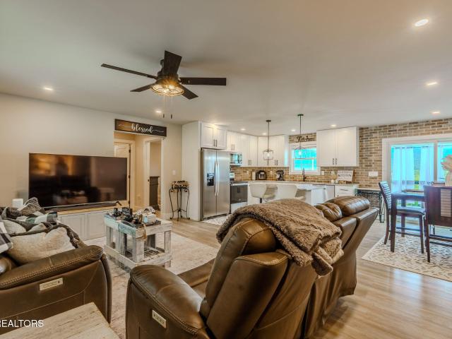 214 Morton Rd