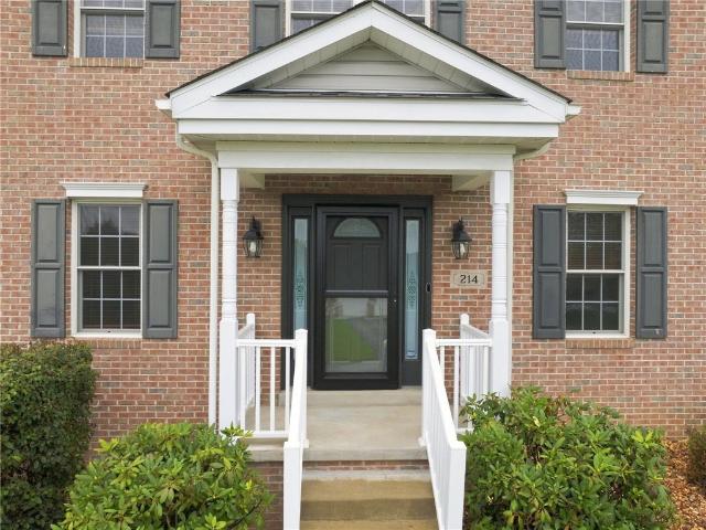214 Murdock Way