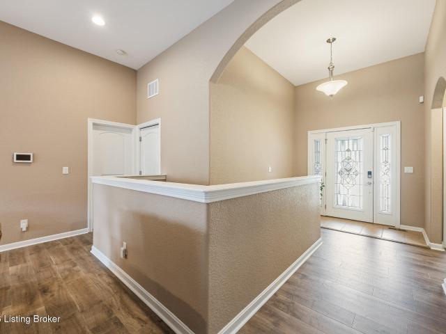 214 Nipper Ct