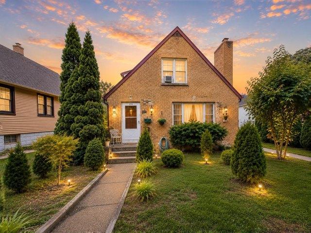 214 S 65th St, Milwaukee, WI 53214