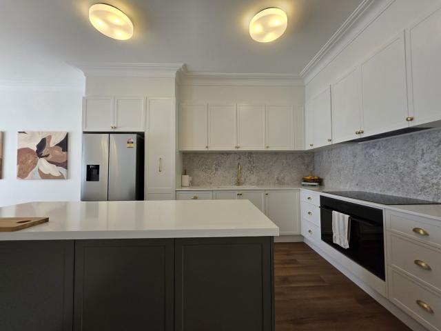 214 Russell StreetBathurst NSW 2795, Australia