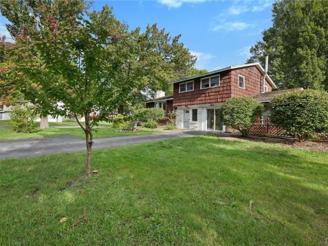 214 Wells Avenue W