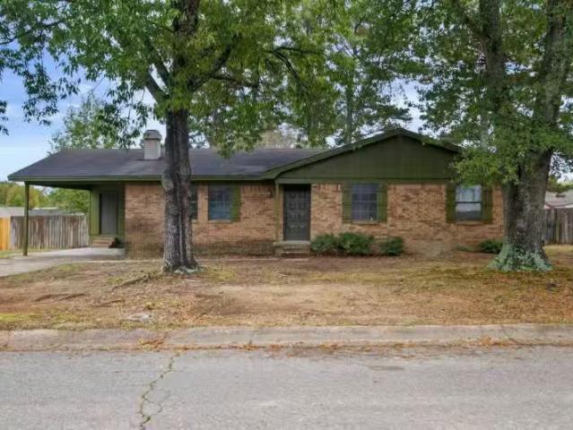 214 WESTERN HILLS DR, SEARCY, AR 72143