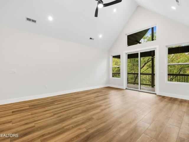 2154 Aaron Court