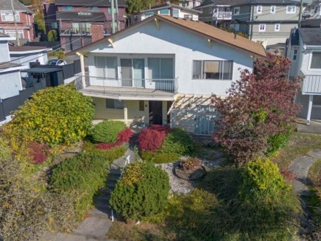 2155 Burquitlam Drive, Vancouver, BC, V5P 2P2 house for sale | Listing ID R3177 | Royal LePage