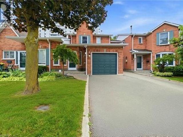 2155 Duncaster Drive Unit# 2, Burlington, ON, L7P 4R3 townhouse for sale | Listing ID 40837 | Royal LePage
