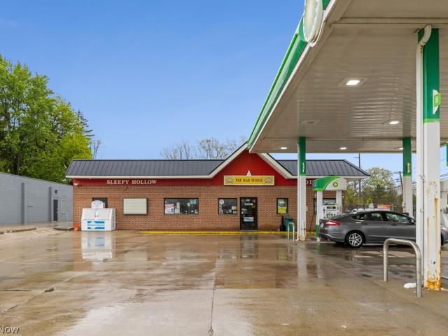 2155 Pearl Road