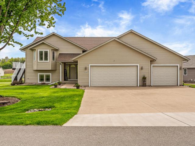 21563 Wolfe Run Ln