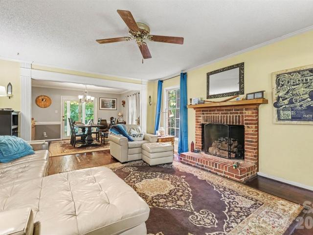 2156 Olde Creek Road