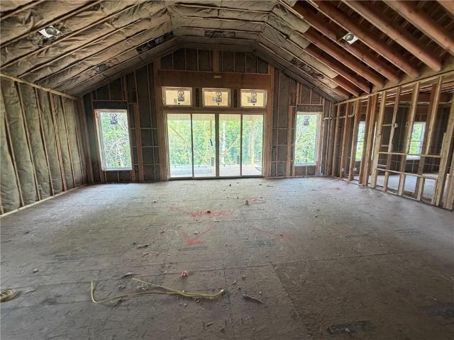 21503 Twin Oaks Parkway