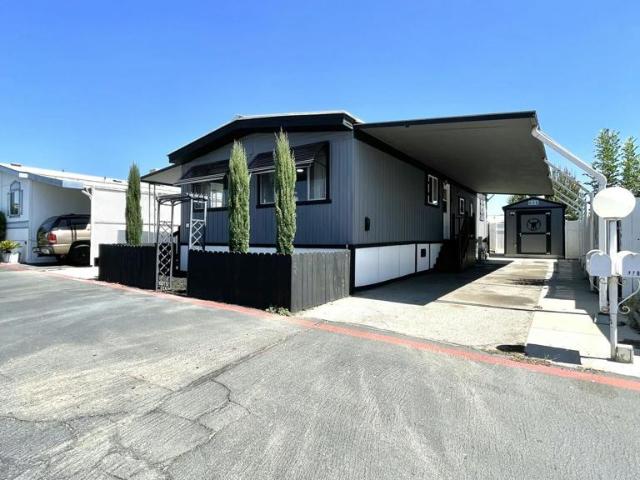 21500 Lassen Street 117
