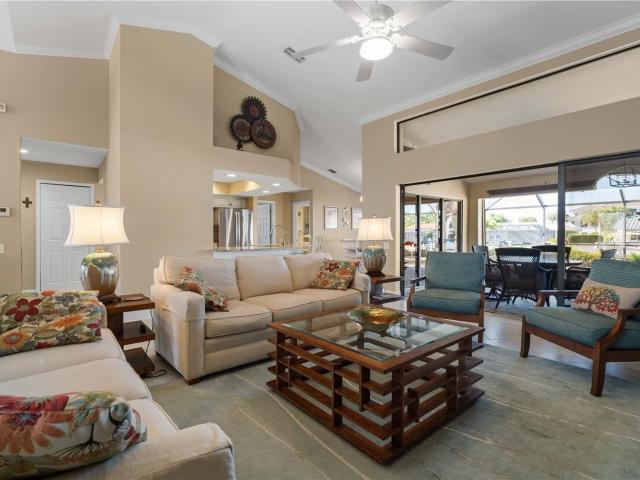 2150 Palm Tree Dr, Punta Gorda, FL
