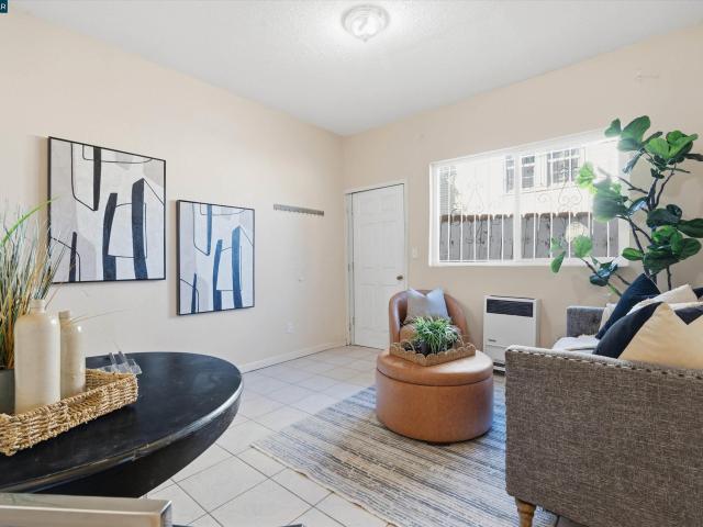 2150 35Th Ave