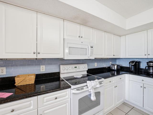 2151 Bridge View Ct. 3 104