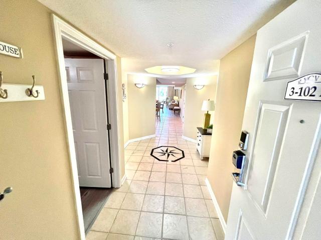 2151 Bridgeview Ct. 3 102