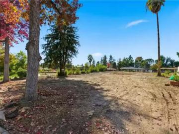 2151 SINALOA AVE, ALTADENA, CA 91001