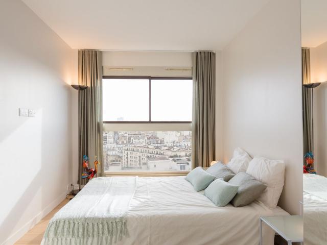 215335 Rue Javel, Paris Amsterdam Apartments for Rent