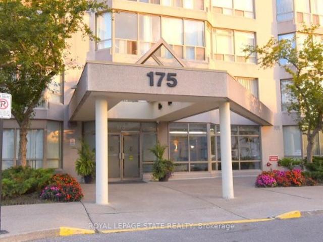 215 175 Cedar Avenue, Richmond Hill, ON, L4C 9V3 condo for sale | Listing ID N13776 | Royal LePage
