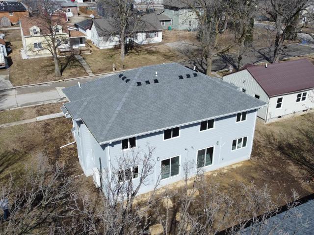 215 8th Street