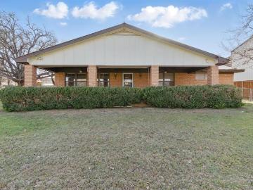 215 County Road 564, Eastland, TX 76448 | MLS #21200