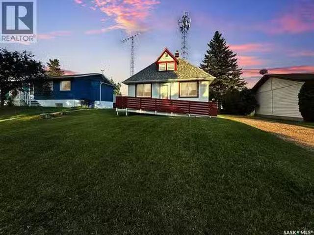 215 Carlton Street, Rocanville, SK, S0A 3L0 house for sale.