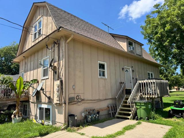 215 Cedar Street