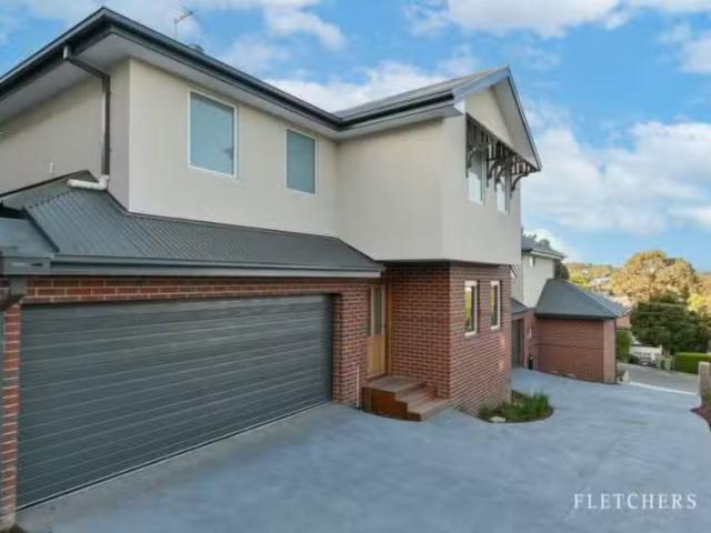 2/15 Central Ave, Mooroolbark VIC 3138 Townhouse For Lease