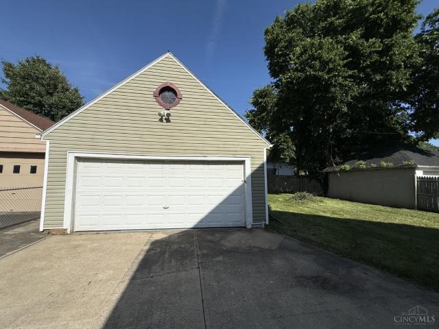 215 Aberdeen Drive
