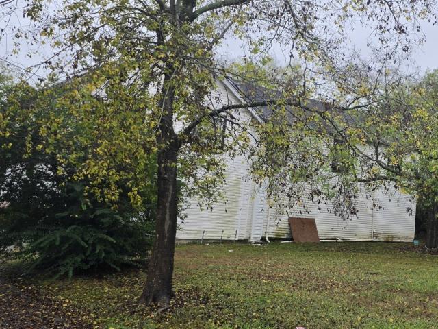 215 Adams St