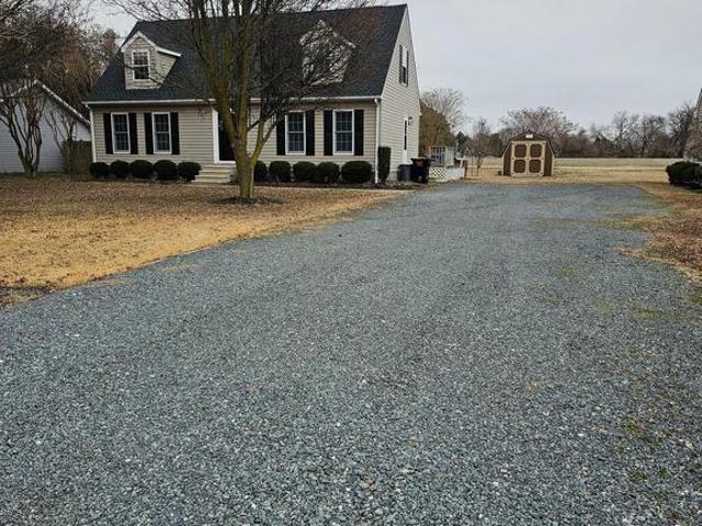 215 Apple Lane