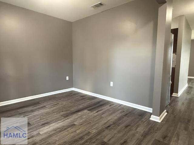 215 Barbour Lane