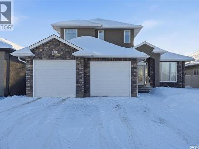 215 Beechwood Crescent, Saskatoon, SK, S7V 1K6 house for sale | Listing ID SK026646 | Royal LePage