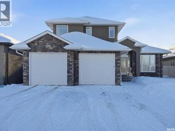 215 Beechwood Crescent, Saskatoon, SK, S7V 1K6 house for sale | Listing ID SK026646 | Royal LePage