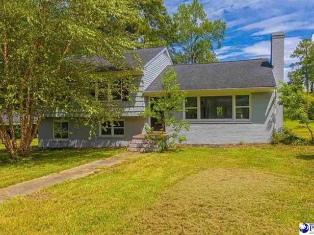 215 Brantley St, Lake City, SC 29560