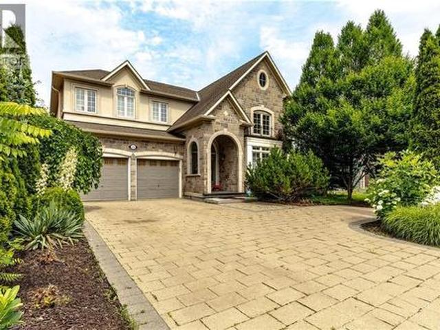 215 Burloak Drive, Oakville, ON, L6L 6T6 house for sale | Listing ID 40846 | Royal LePage