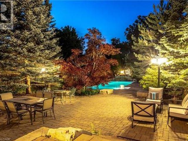 215 Burloak Drive, Oakville, ON, L6L 6T6 house for sale | Listing ID 40851 | Royal LePage
