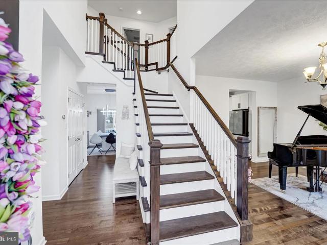 215 Glenndale Drive