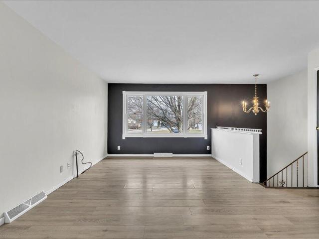 215 Glencove Drive