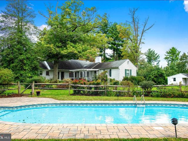 215 Glenville Road
