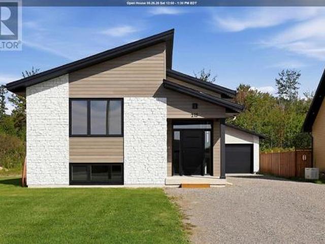 215 Greenfield Dr, Sault Ste. Marie, ON, P6C 3T3 house for sale | Listing ID SM262615 | Royal LePage