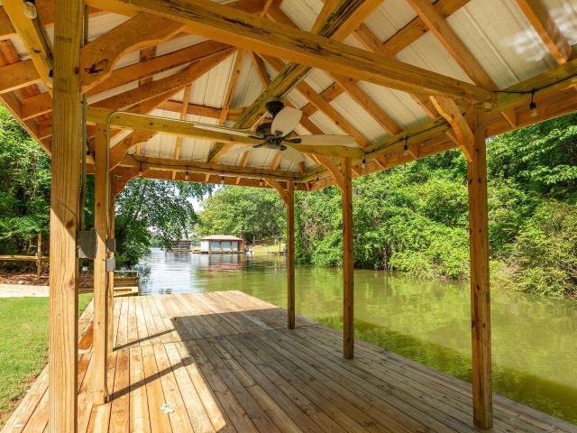 215 Davis Acres Drive