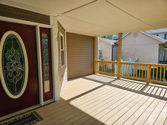 215 E Sale Street