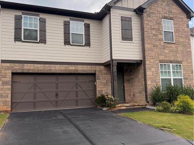 215 Foxhill Drive