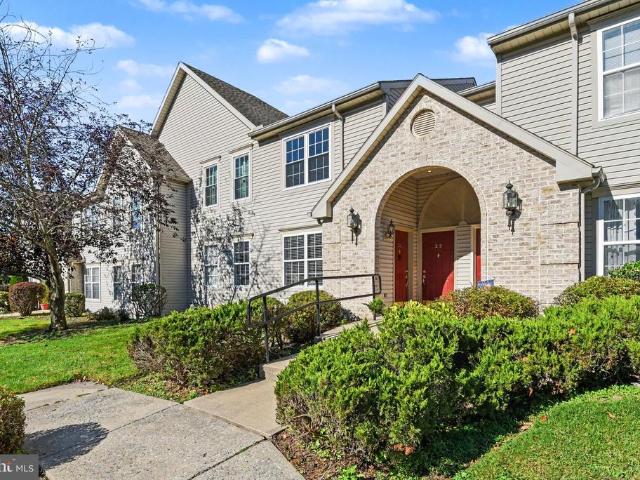 215 Forest Oak Lane