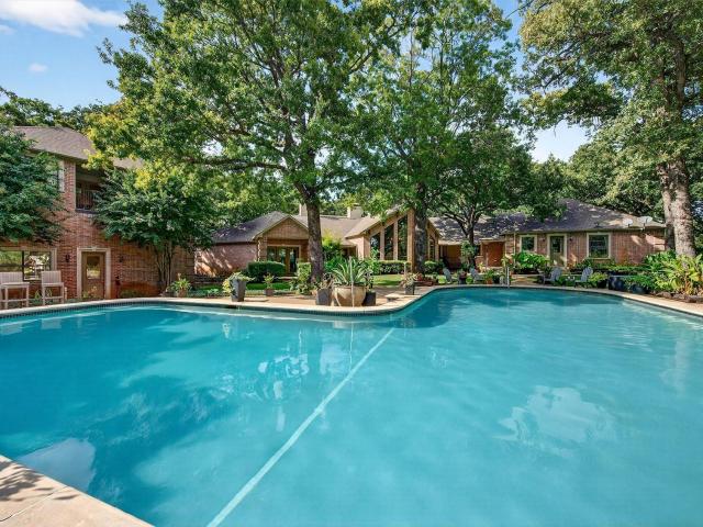 215 Hiland Acres Cir, Pottsboro, TX