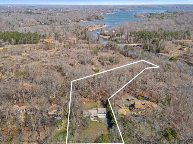 215 Lakewood Landing Drive