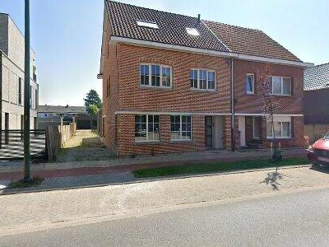 215 m2 apartment for rent in Schilde