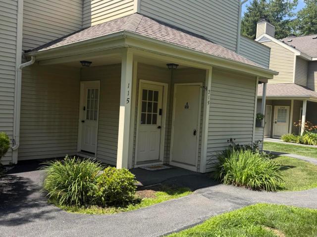 215 Monmouth Way